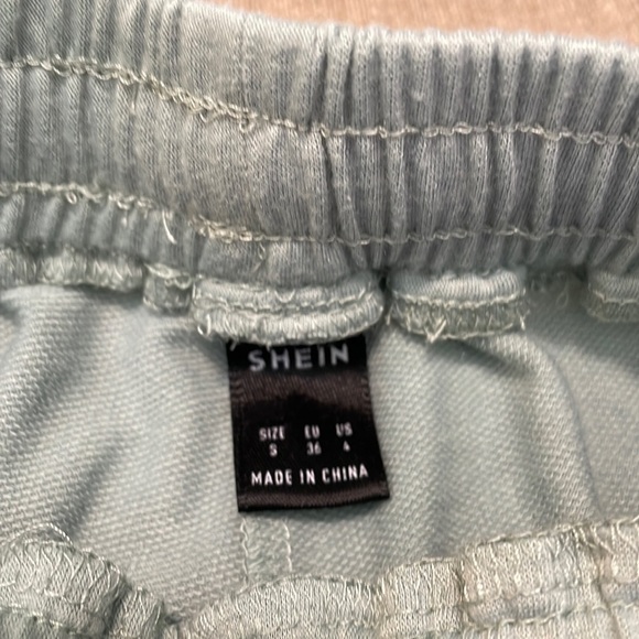 SHEIN Light Sage Green Joggers with Elastic waist band, drawstring and p… - Picture 3 of 6